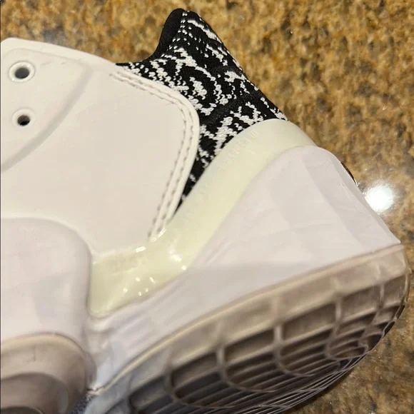 James Harden Vol 4 adidas Athletic Shoes - Picture 5 of 10